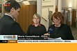 větší obrázek: Zastupitelka Petra Kolínská (SZ) a starostka Marie Kousalíková (ODS) při rozhovoru v pořadu Studio ČT24